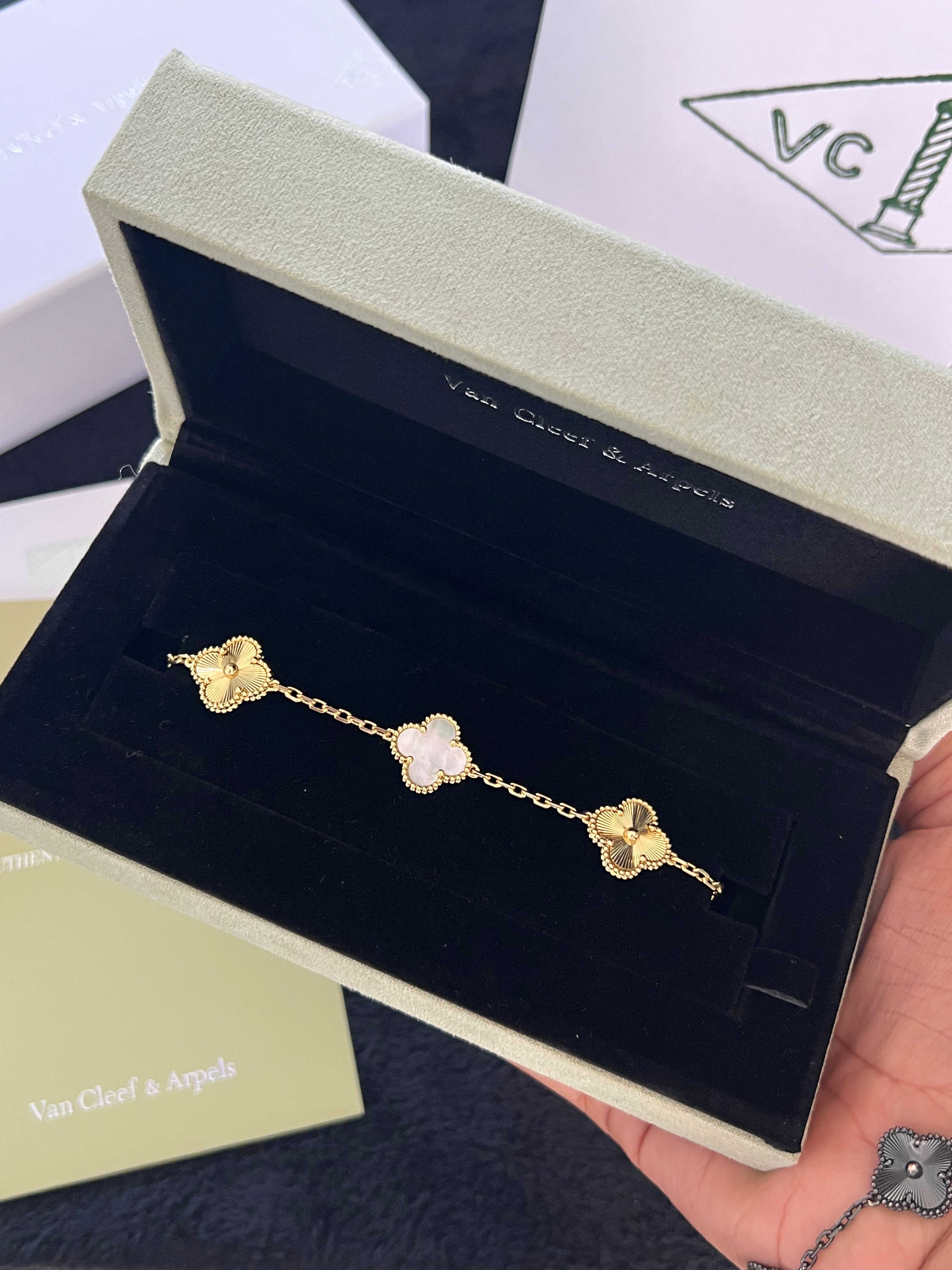 PULSO VCA ORO | BLANCO
