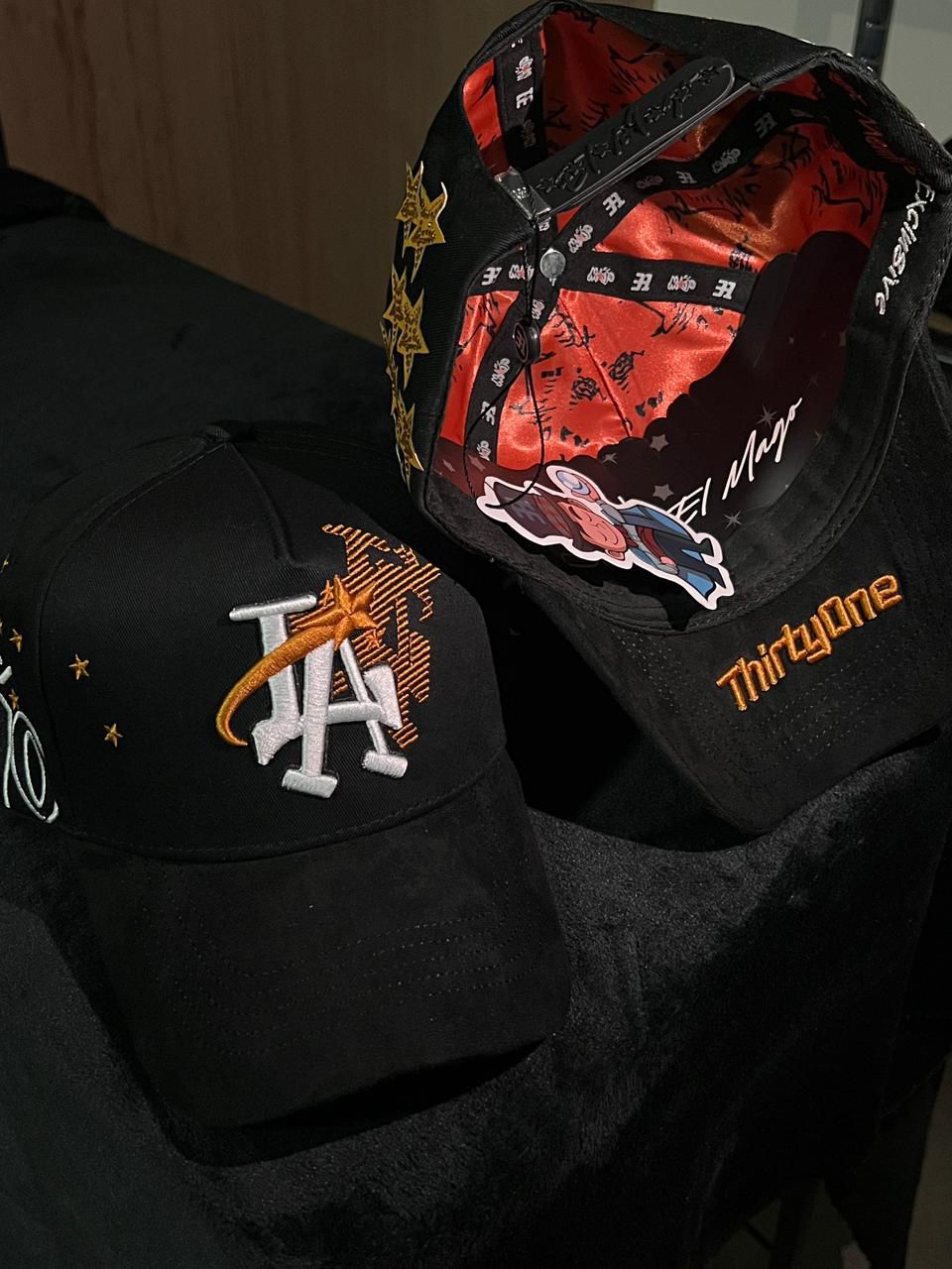 31 Hats Mago Amarillo