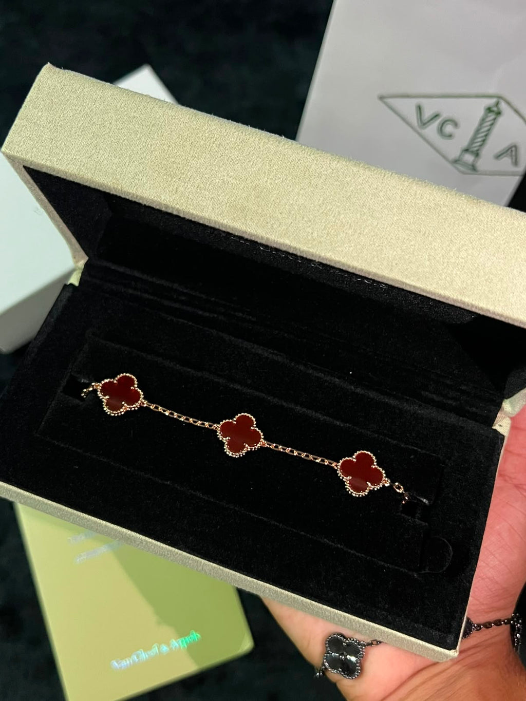 PULSO VCA ORO | ROJO